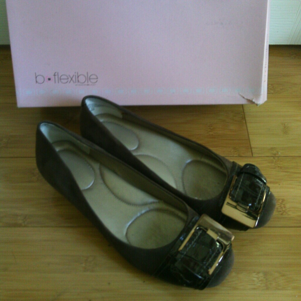 Wedge heels